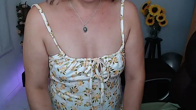 Ghada milf online show from 05/15/26, 11:34