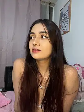 Snapshot of HallieLemon1 chatting on 11/23/25, 12:43 HallieLemon1 online show from 11/23/25, 12:43