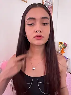 Snapshot of HallieLemon1 chatting on 01/31/26, 09:13 HallieLemon1 online show from 01/31/26, 09:13