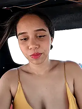 emma-19- online show from 03/18/25, 05:31