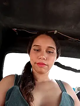 emma-19- online show from 03/19/25, 09:37