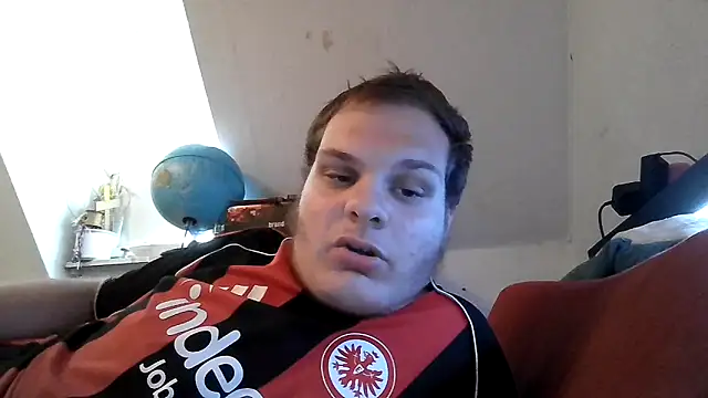 Nicolasjlhkjzl online show from 06/17/26, 05:25
