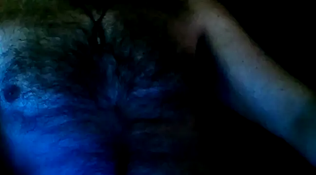 Snapshot of titanzitte chatting on 12/14/24, 02:45 titanzitte online show from 12/14/24, 02:45