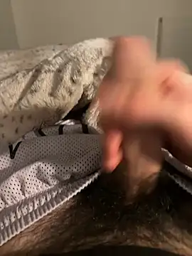 Snapshot of vegan420 chatting on 12/30/24, 01:04 vegan420 online show from 12/30/24, 01:04