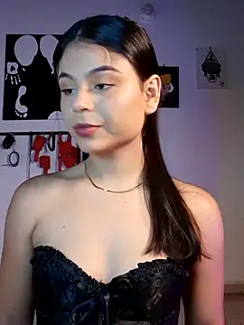 Cleo hills online show from 05/10/26, 02:44