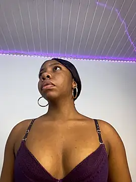 Snapshot of Meganbarko1 chatting on 02/04/26, 10:54 Meganbarko1 online show from 02/04/26, 10:54