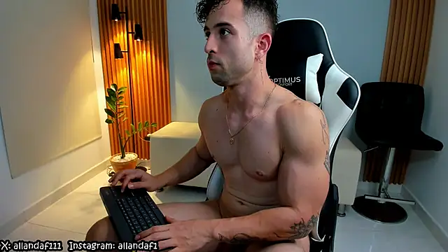 Snapshot of dafboy1 chatting on 12/11/24, 12:33 dafboy1 online show from 12/11/24, 12:33