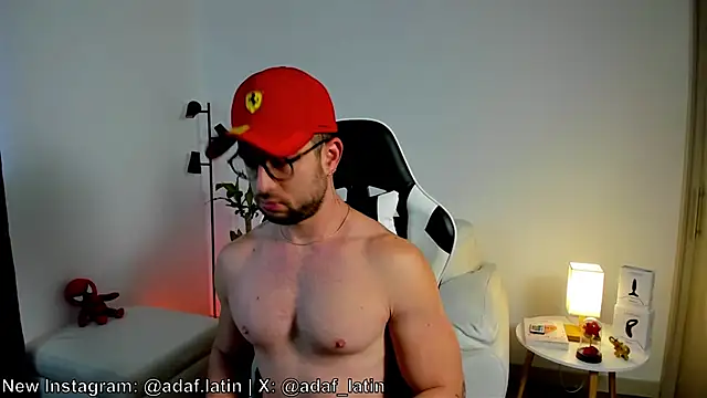 dafboy1 online show from 06/03/26, 12:41