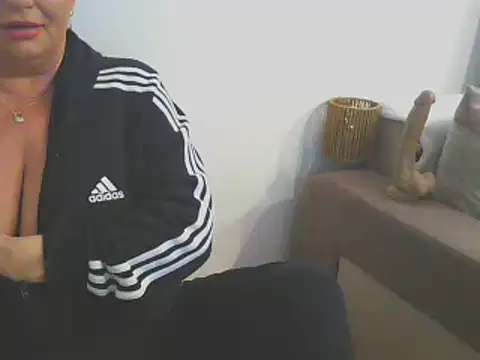 hotsierra4u online show from 12/14/25, 01:27