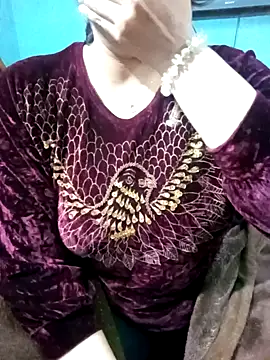 Snapshot of Afsana_Mim chatting on 12/25/24, 04:32 Afsana Mim online show from 12/25/24, 04:32