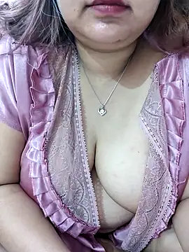 Snapshot of Ruchikalive chatting on 02/16/25, 03:16 Ruchikalive online show from 02/16/25, 03:16