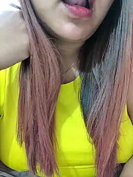 Snapshot of Ruchikalive chatting on 02/17/25, 11:44 Ruchikalive online show from 02/17/25, 11:44