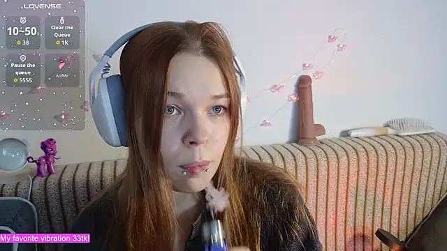 ValBae online show from 11/30/25, 09:41