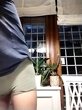 Snapshot of Frabox65 chatting on 02/16/26, 05:47 Frabox65 online show from 02/16/26, 05:47