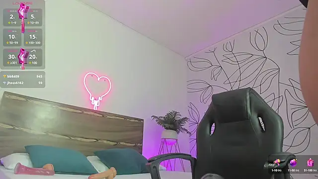 victoria18x online show from 01/09/25, 03:34