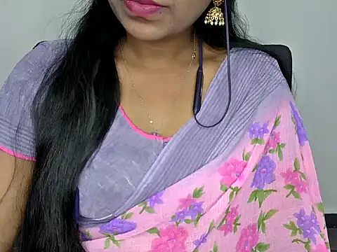 shila20 online show from 02/05/25, 01:58