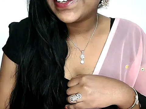 shila20 online show from 11/04/25, 06:40