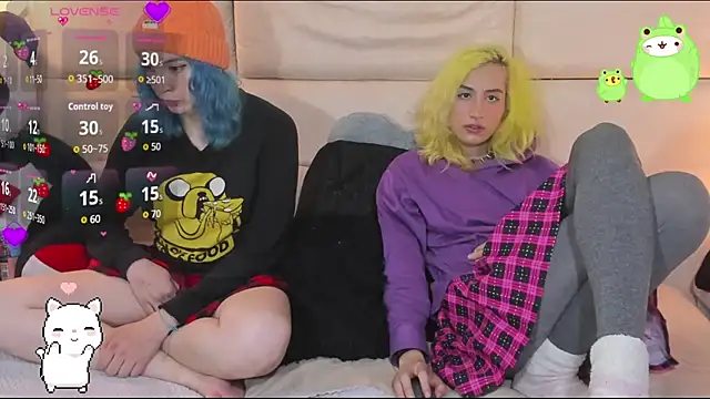 -kisa  online show from 11/19/25, 02:00