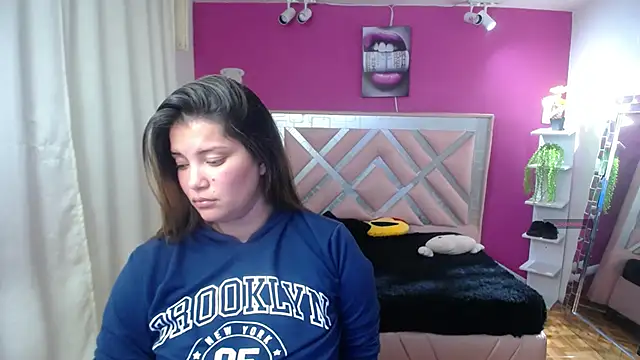 Snapshot of brithany_smiith_ chatting on 12/27/24, 03:53 brithany smiith online show from 12/27/24, 03:53