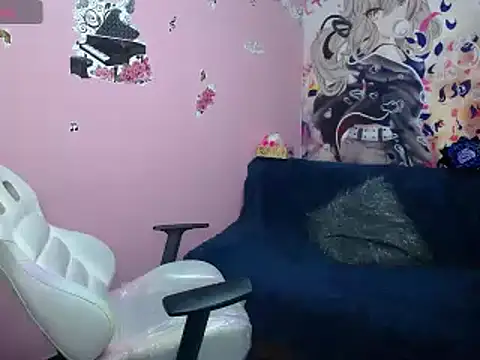 Snapshot of brithany_smiith_ chatting on 03/11/25, 11:37 brithany smiith online show from 03/11/25, 11:37