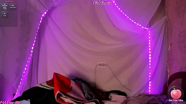 Snapshot of Seductive_She_Wolf chatting on 05/29/26, 02:59 Seductive She Wolf online show from 05/29/26, 02:59