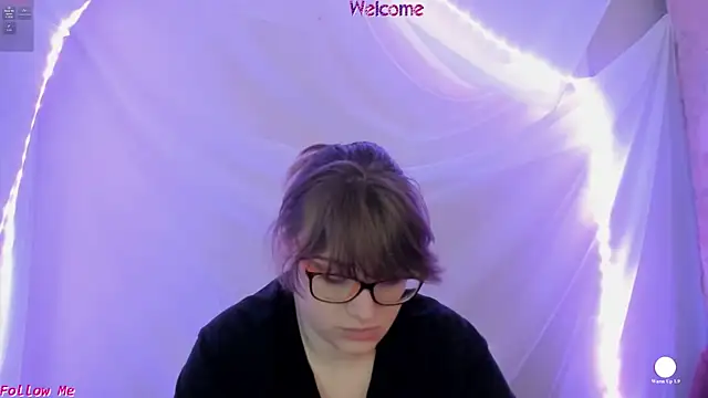 Snapshot of Seductive_She_Wolf chatting on 06/02/26, 02:52 Seductive She Wolf online show from 06/02/26, 02:52