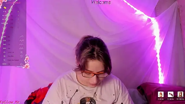 Snapshot of Seductive_She_Wolf chatting on 06/09/26, 06:30 Seductive She Wolf online show from 06/09/26, 06:30