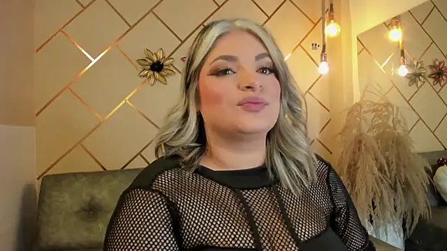 marianeporter   online show from 12/14/25, 12:05