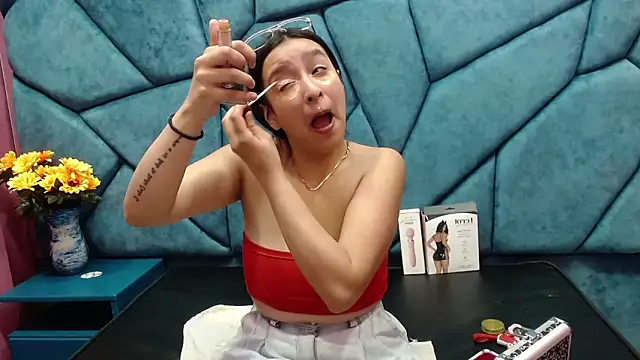 Sarah Hornny online show from 01/28/25, 02:53