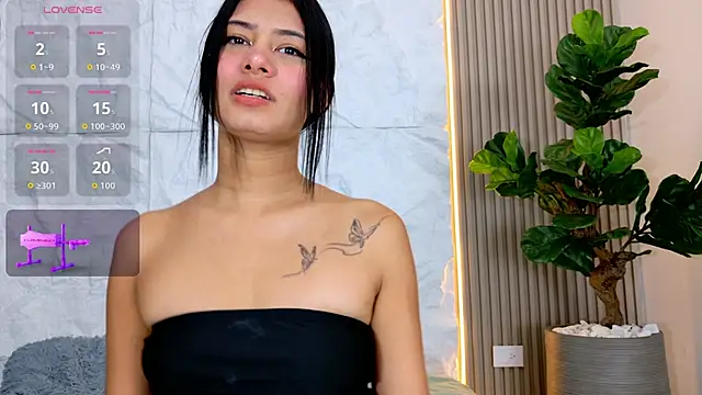 LaurenRodriiguez online show from 06/15/26, 12:51