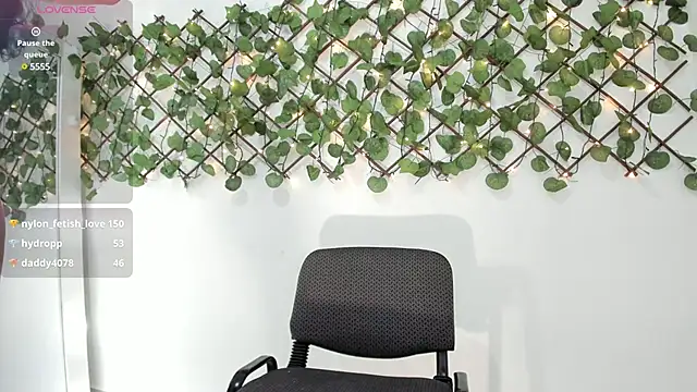 Madeleine  w online show from 03/20/25, 05:04