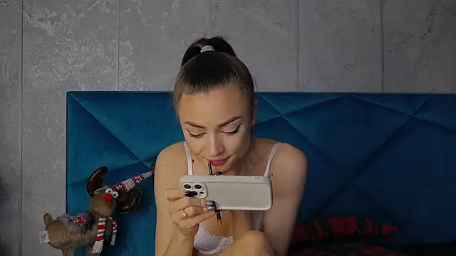 AlyseReuse online show from 01/26/25, 06:06