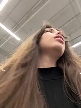 pantyless online show from 04/25/26, 12:24