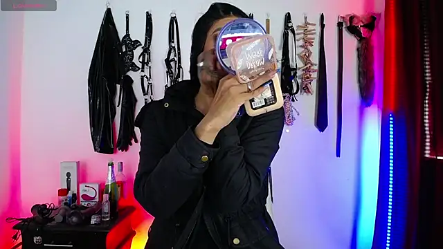 akinoro  online show from 10/04/25, 04:49