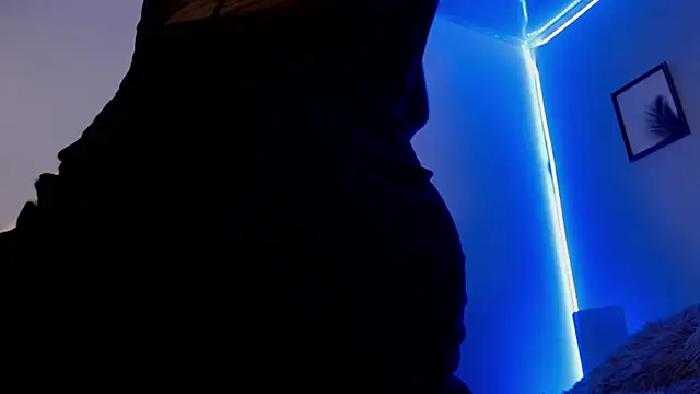 SophiaJoliebm online show from 01/08/25, 06:41