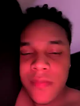 Snapshot of Ferneyv23 chatting on 10/05/25, 12:14 Ferneyv23 online show from 10/05/25, 12:14