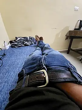 Snapshot of rocksrockydick chatting on 12/08/24, 04:46 rocksrockydick online show from 12/08/24, 04:46