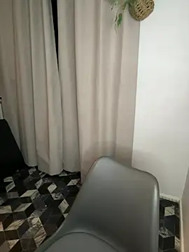 NaomiSquirts online show from 12/21/24, 11:13