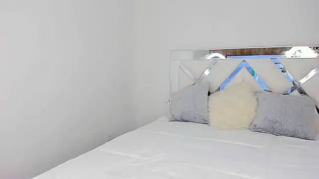 Snapshot of _violetadulce chatting on 01/30/25, 02:49  violetadulce online show from 01/30/25, 02:49