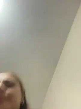 Snapshot of evy_orange1 chatting on 12/03/24, 02:25 evy orange1 online show from 12/03/24, 02:25