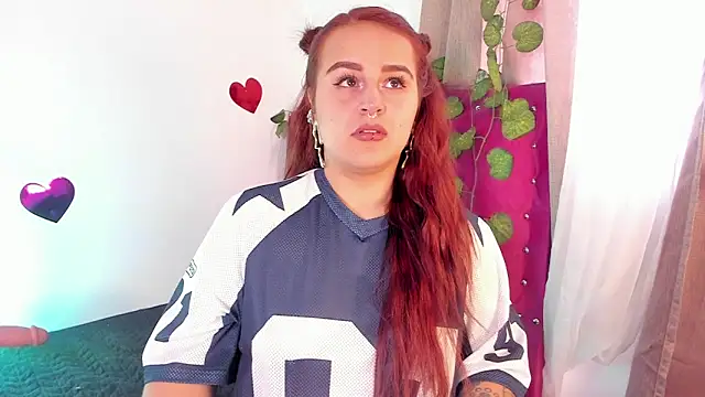 Snapshot of evy_orange1 chatting on 02/25/25, 04:10 evy orange1 online show from 02/25/25, 04:10