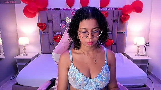 MilaHall  online show from 02/14/25, 03:43