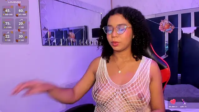 MilaHall  online show from 09/28/25, 04:40