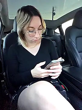 Giuliana baby online show from 11/30/25, 07:45