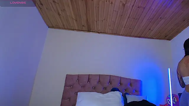 miaa saenz1 online show from 09/10/25, 04:01