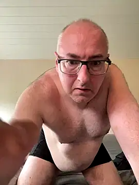 Snapshot of Ronaldo50_DK chatting on 09/10/25, 04:07 Ronaldo50 DK online show from 09/10/25, 04:07