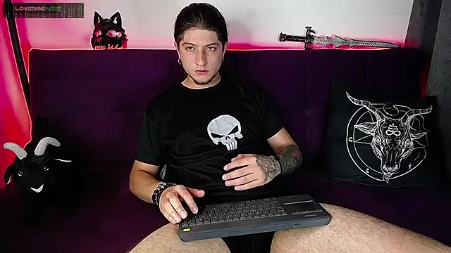 blckwolf 6 online show from 02/24/25, 08:03