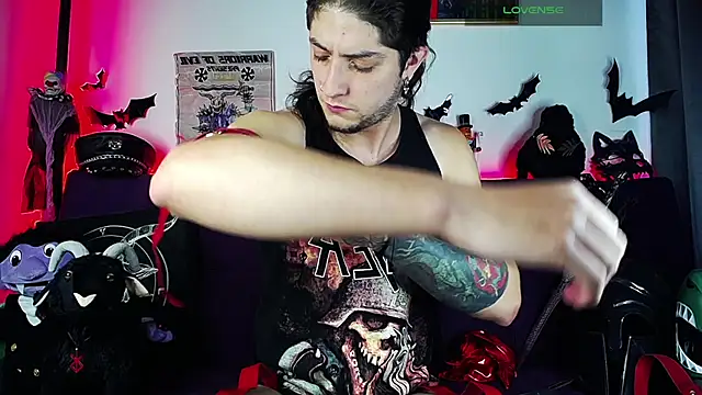 blckwolf 6 online show from 10/11/25, 05:22