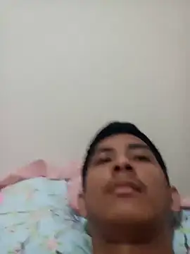 Snapshot of Guti_hazz chatting on 03/02/25, 08:27 Guti hazz online show from 03/02/25, 08:27