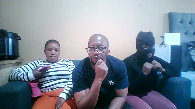 Snapshot of Sgeme325is chatting on 04/01/26, 09:32 Sgeme325is online show from 04/01/26, 09:32
